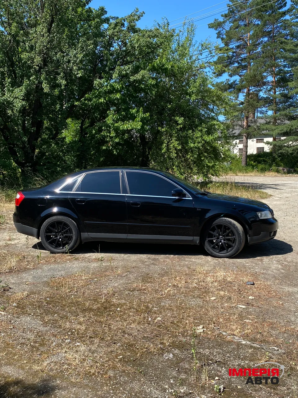 Audi A4 - фото 11