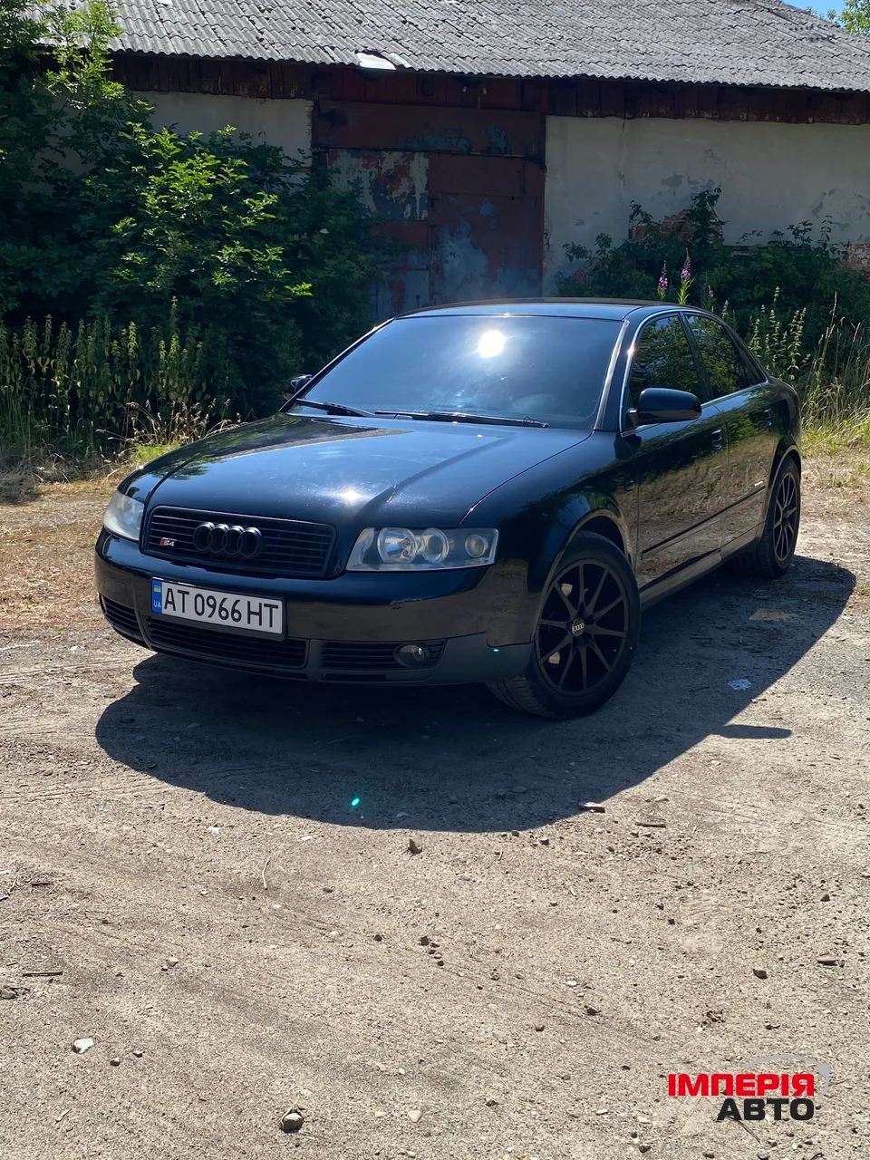 Audi A4 - фото 4