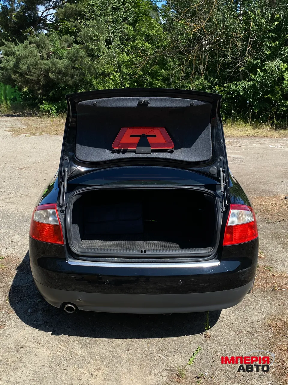 Audi A4 - фото 13