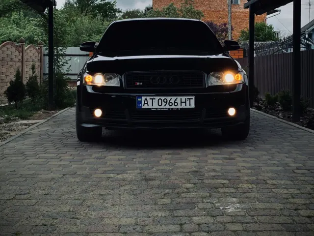 Audi A4 - зображення 1