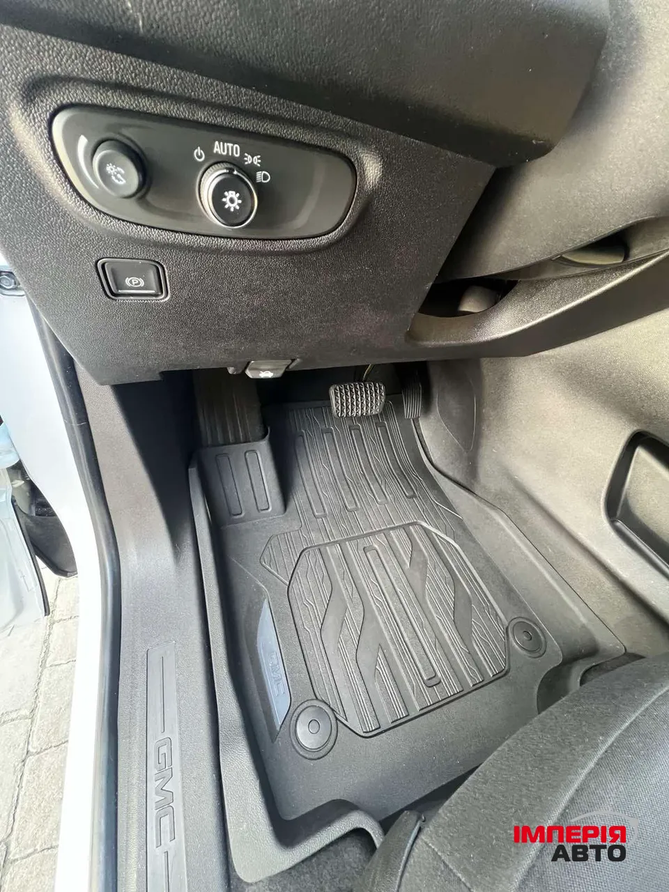 GMC Terrain - фото 12