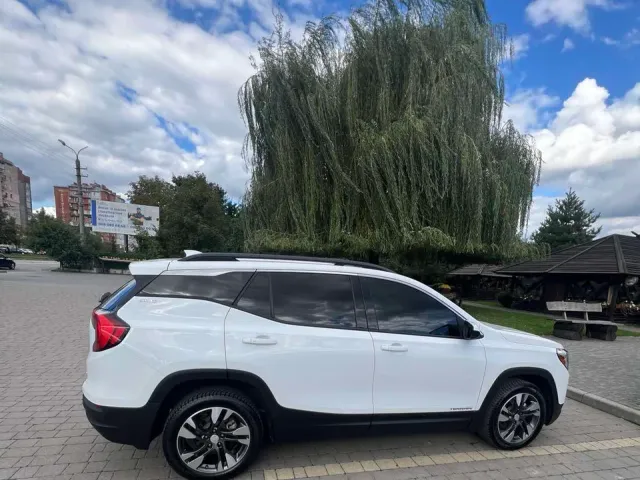 GMC Terrain - зображення 4
