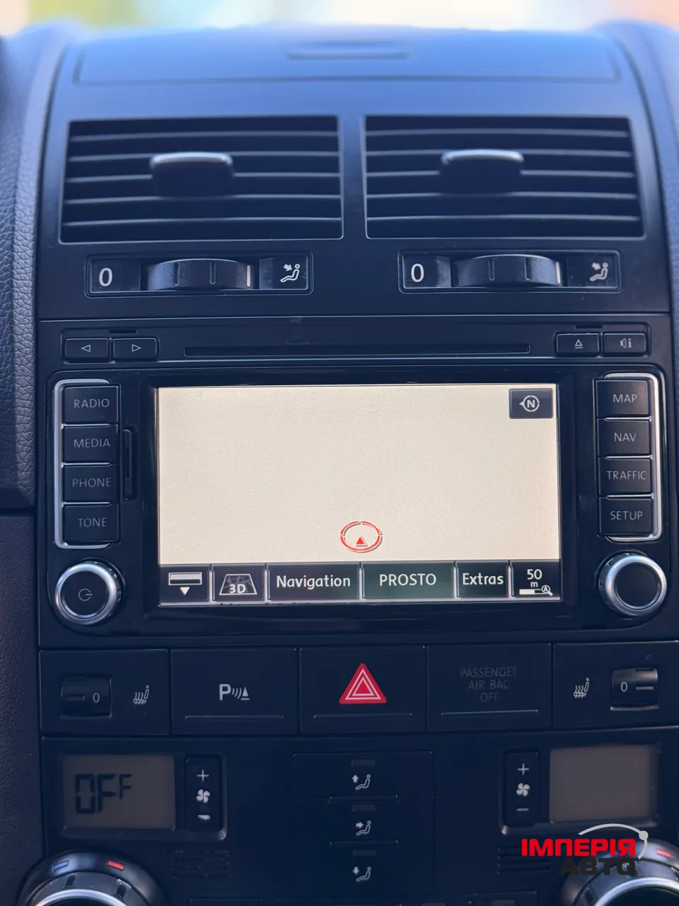 Volkswagen Touareg - фото 18