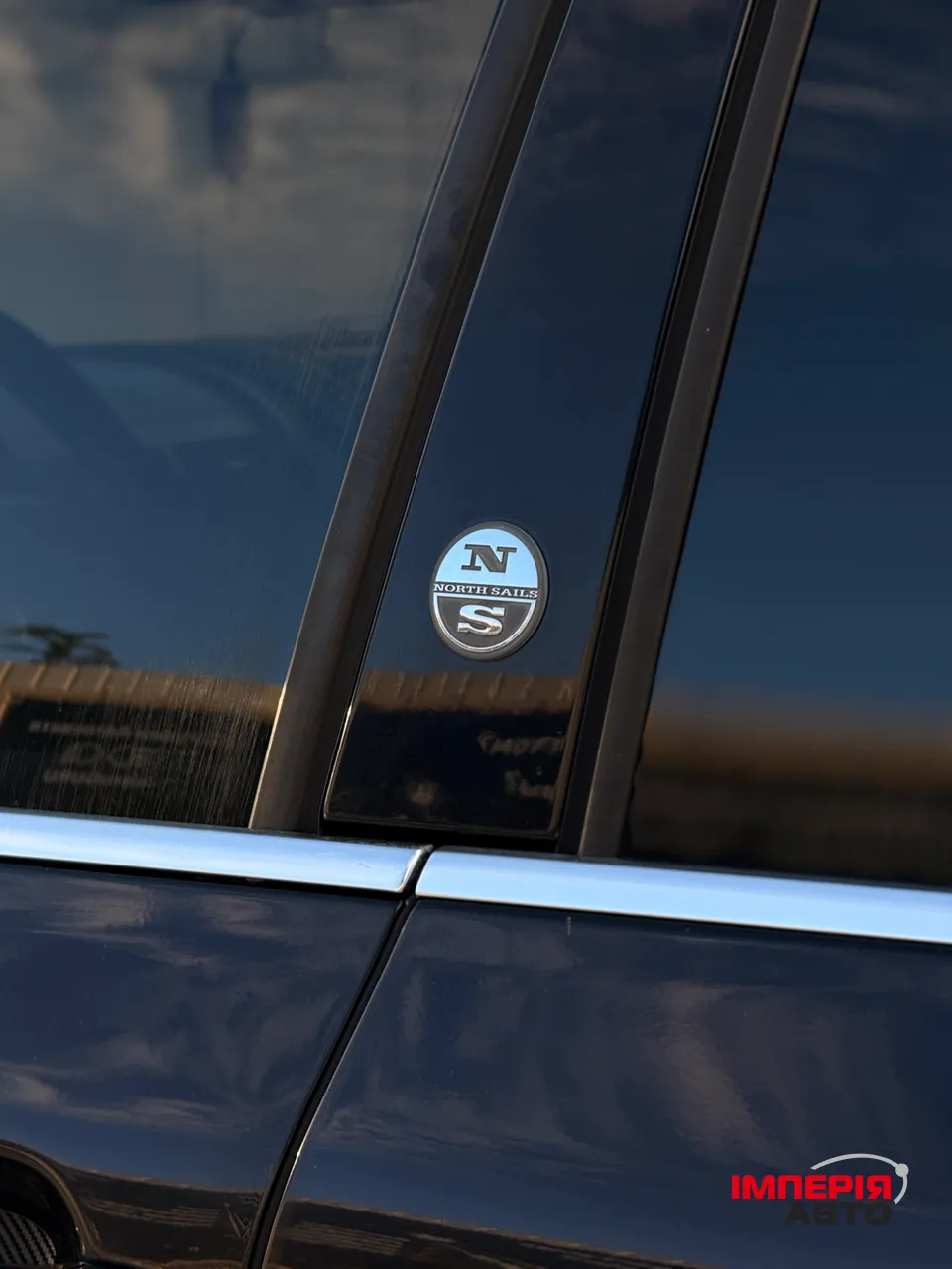 Volkswagen Touareg - фото 6