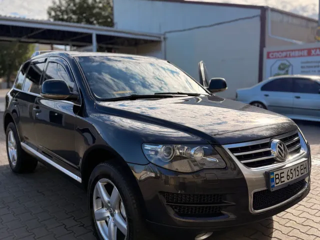 Volkswagen Touareg - зображення 3