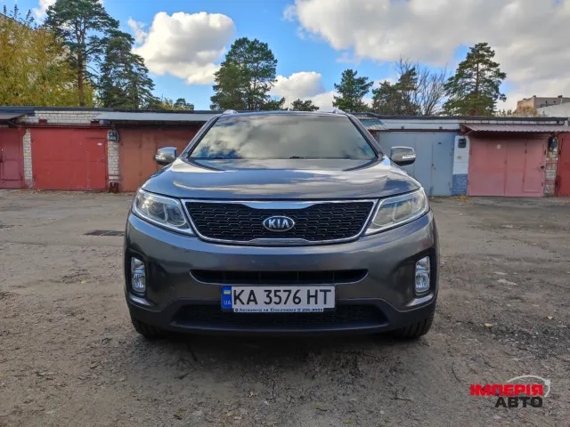 Kia Sorento - фото 3