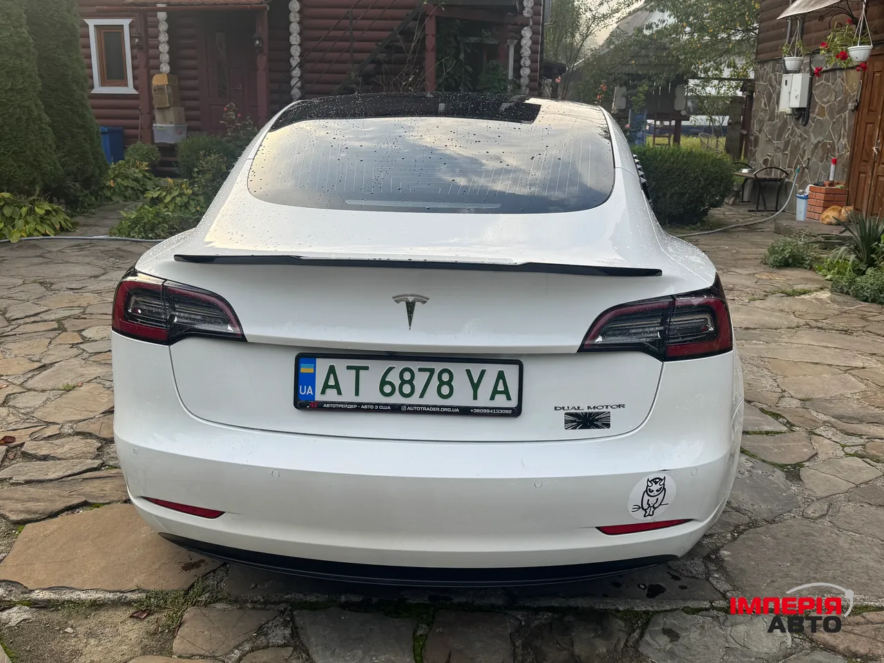 Tesla Model 3 - фото 3