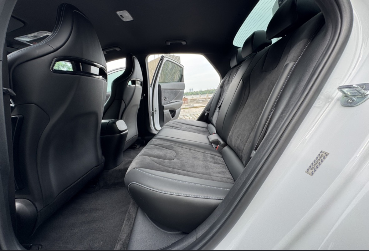 Hyundai Elantra N - фото 8