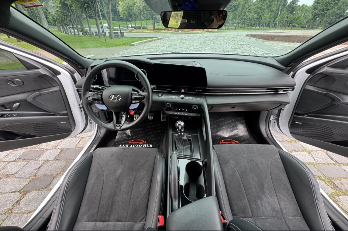 Hyundai Elantra N - фото 10