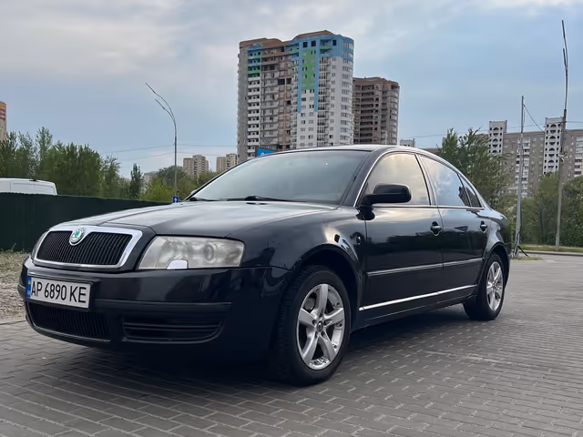 Skoda Superb - фото 2