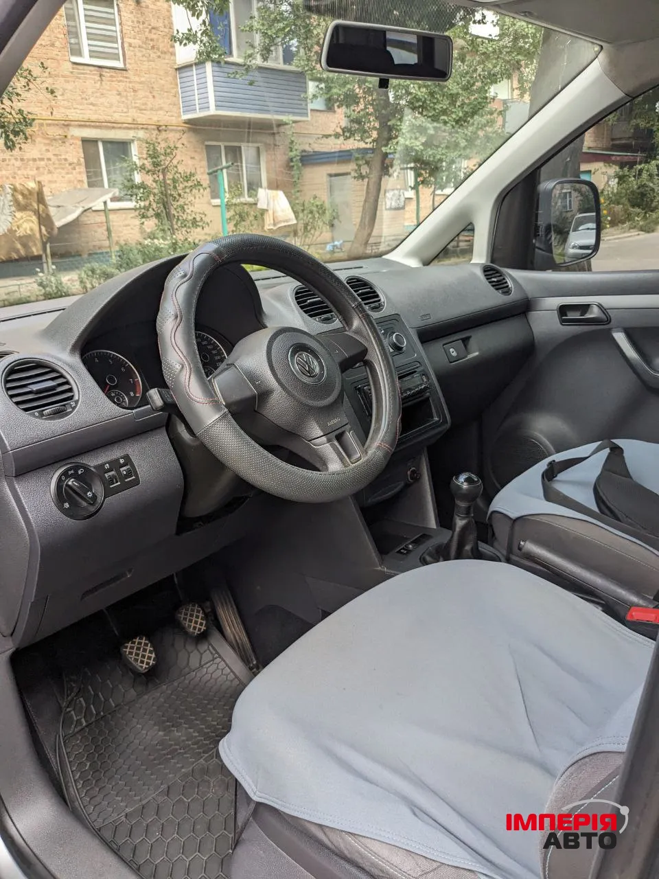 Volkswagen Caddy - фото 8