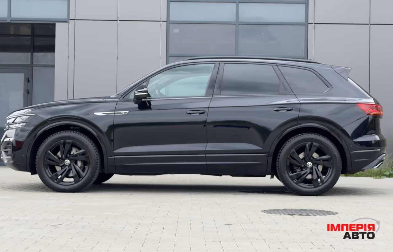 Volkswagen Touareg - фото 7