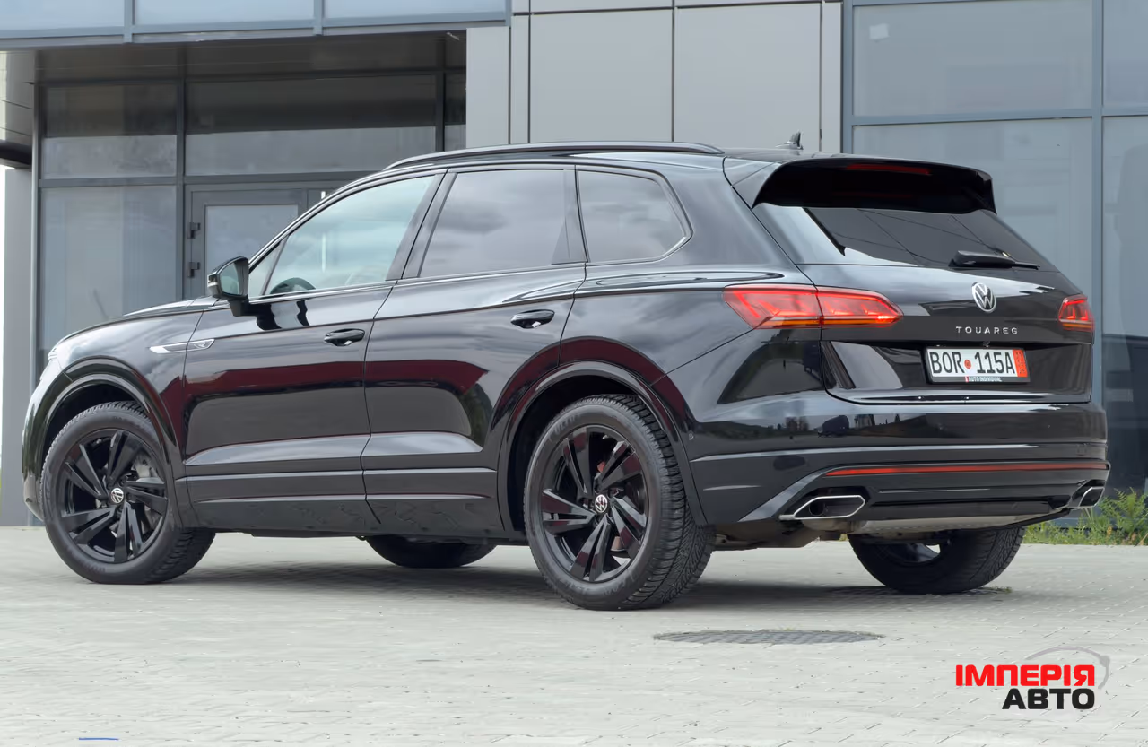 Volkswagen Touareg - фото 4