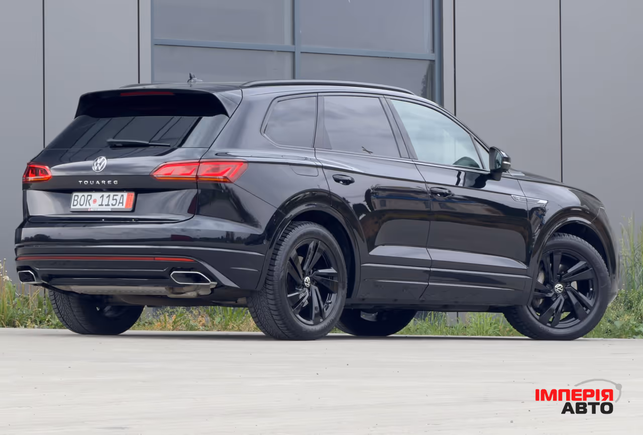 Volkswagen Touareg - фото 6