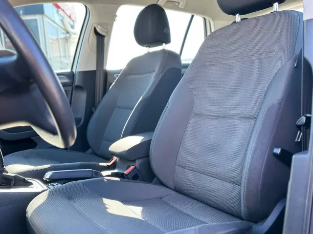 Volkswagen Golf - зображення 5