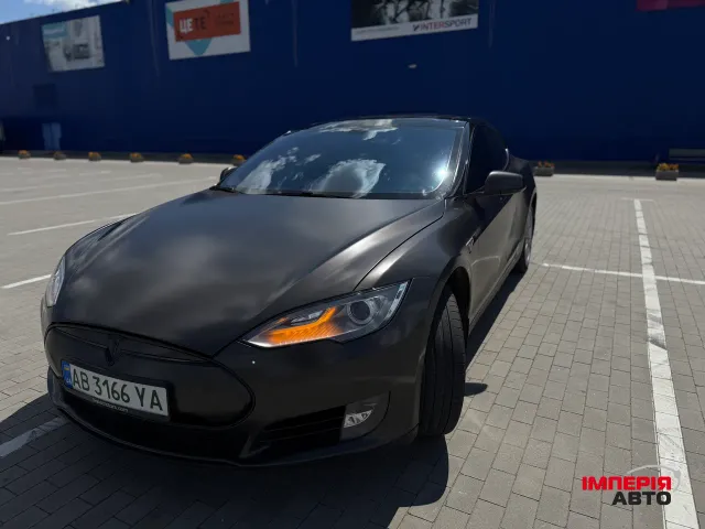 Tesla Model S - фото 5
