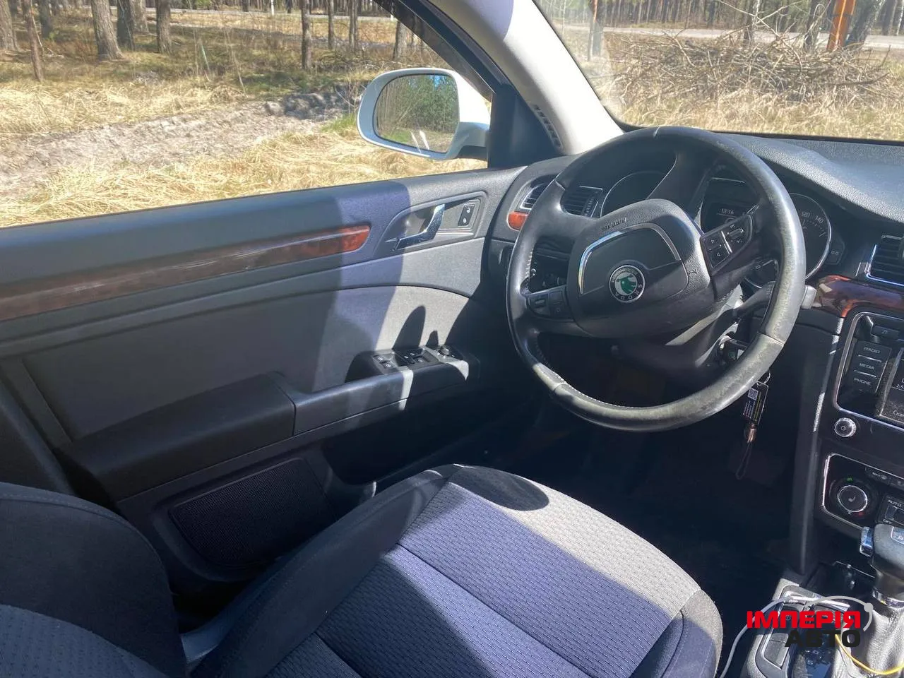 Skoda Superb - фото 17