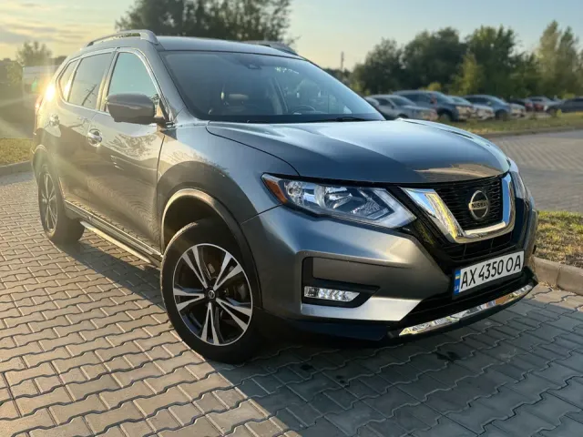 Nissan Rogue - зображення 1