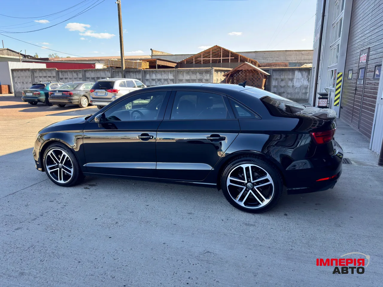 Audi A3 - фото 3