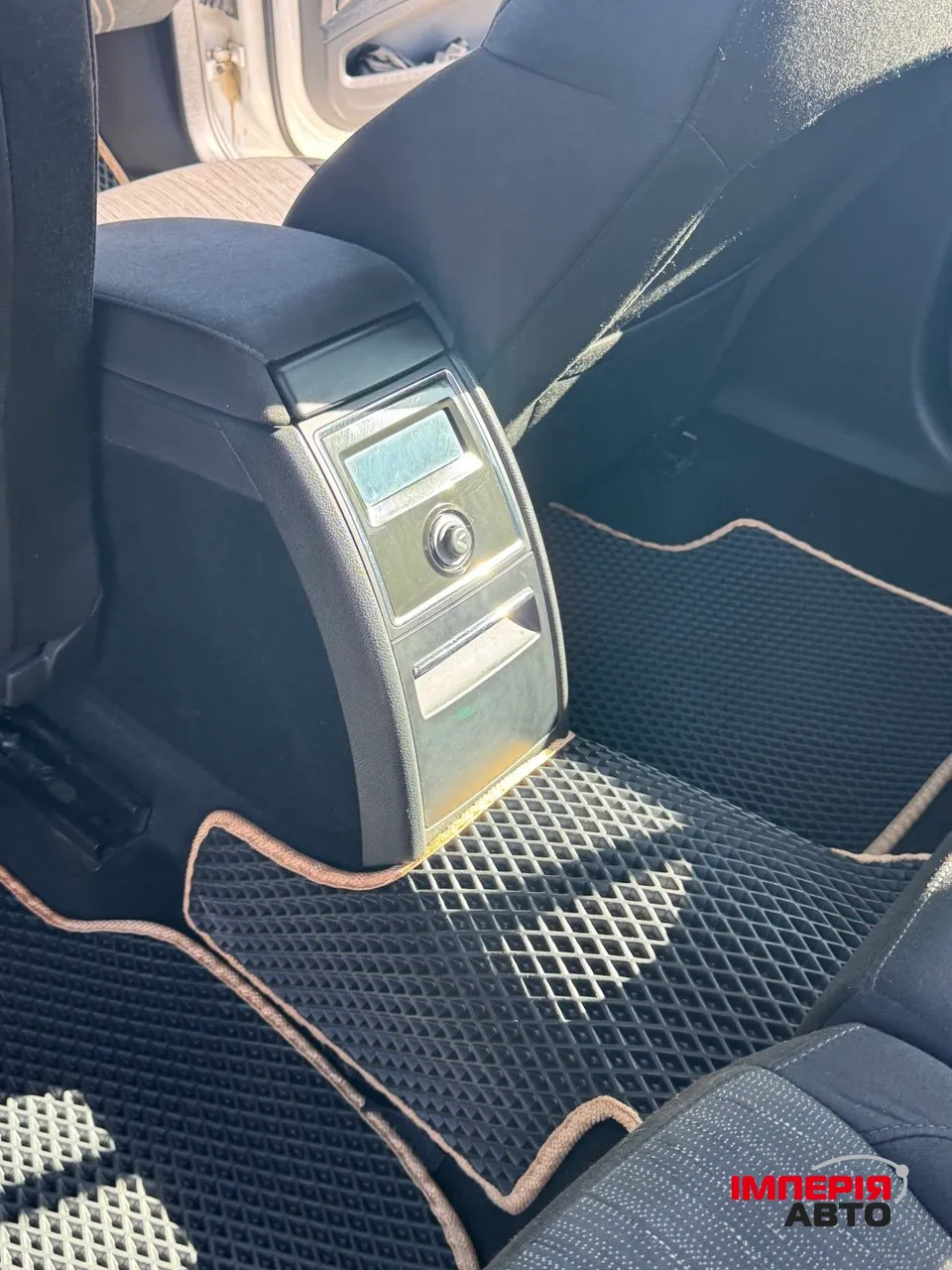 Skoda Superb - фото 5