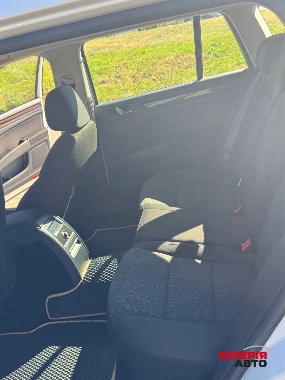 Skoda Superb - фото 6