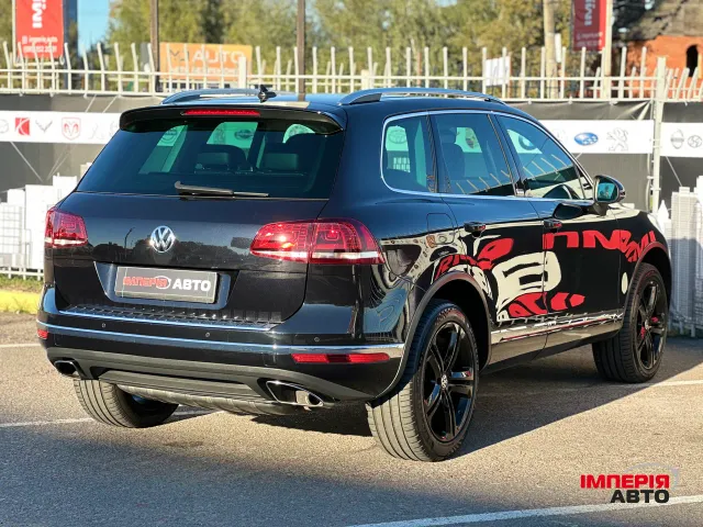 Volkswagen Touareg - зображення 2