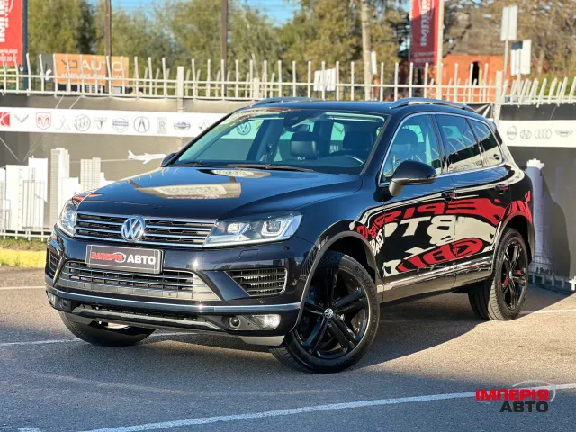Volkswagen Touareg - зображення 1