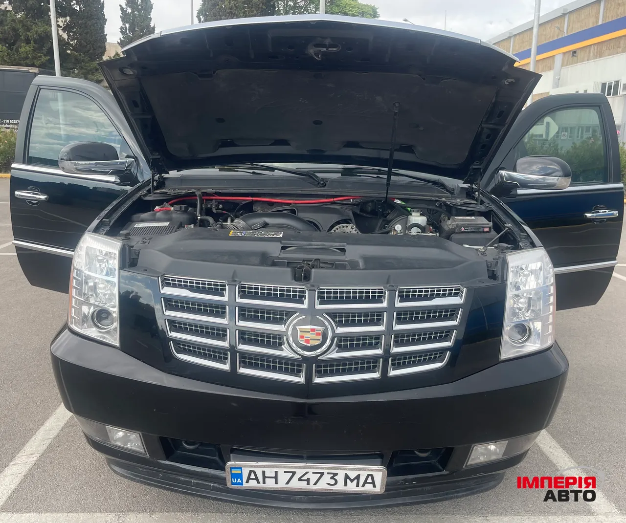 Cadillac Escalade - фото 16