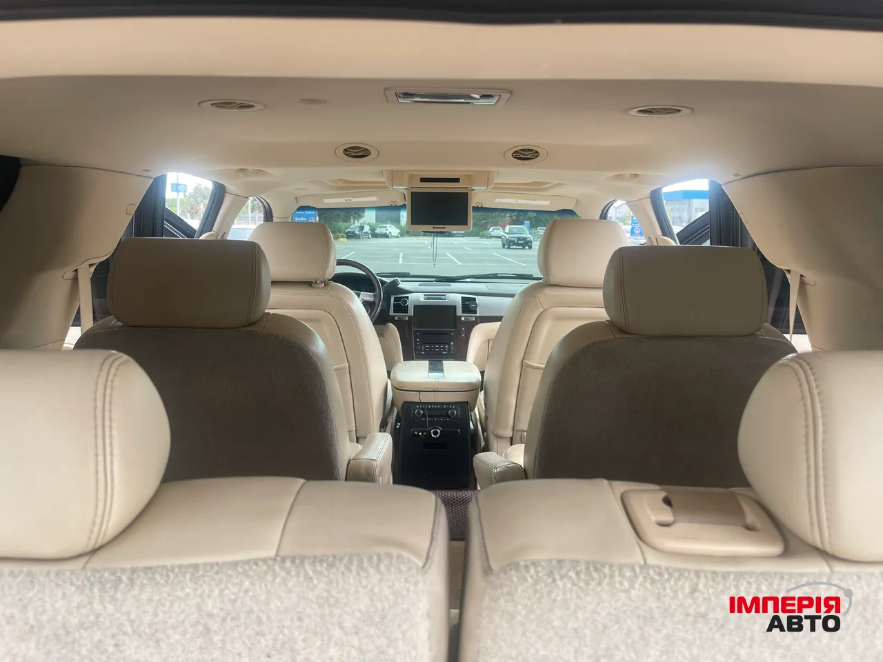 Cadillac Escalade - фото 20