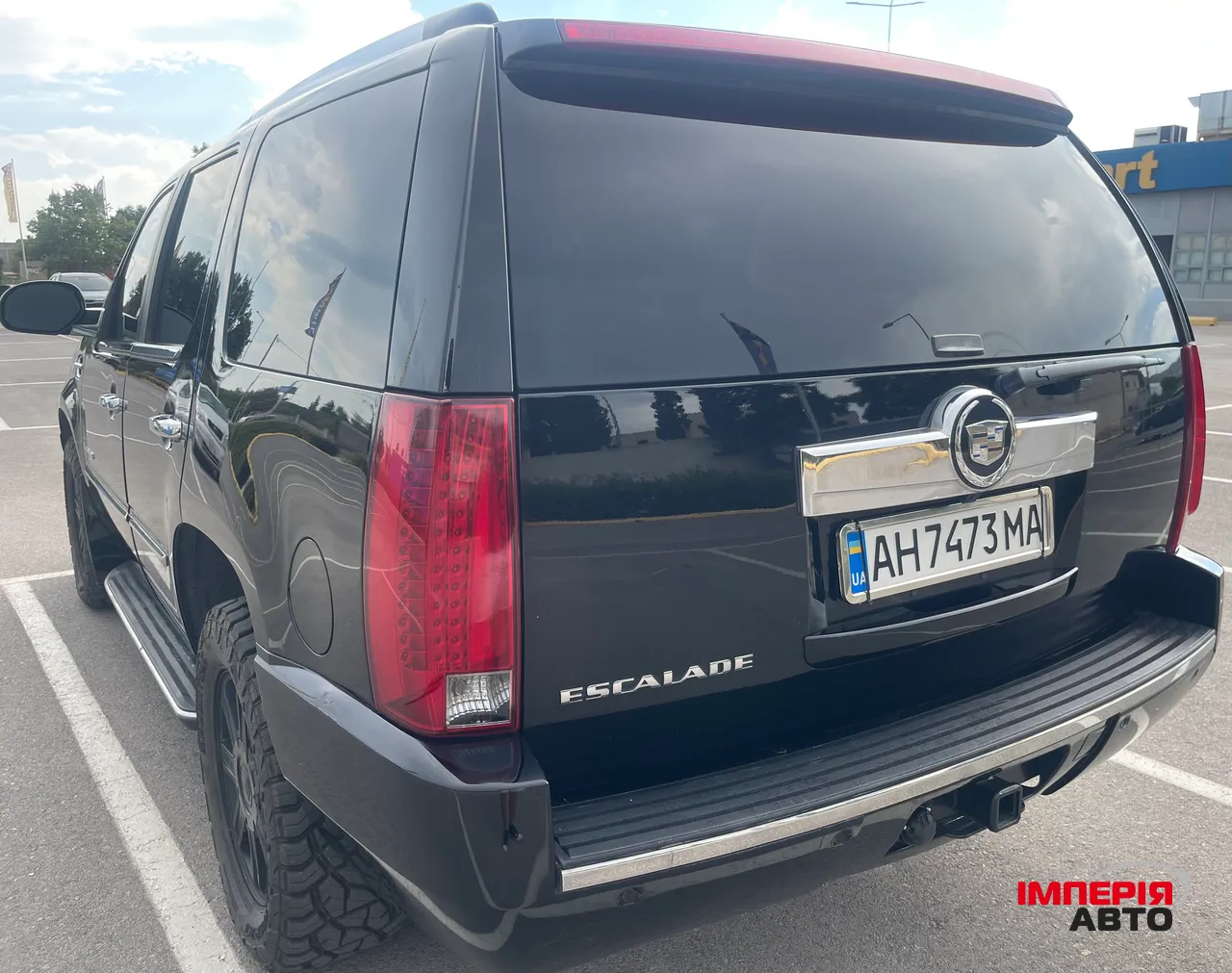 Cadillac Escalade - фото 7