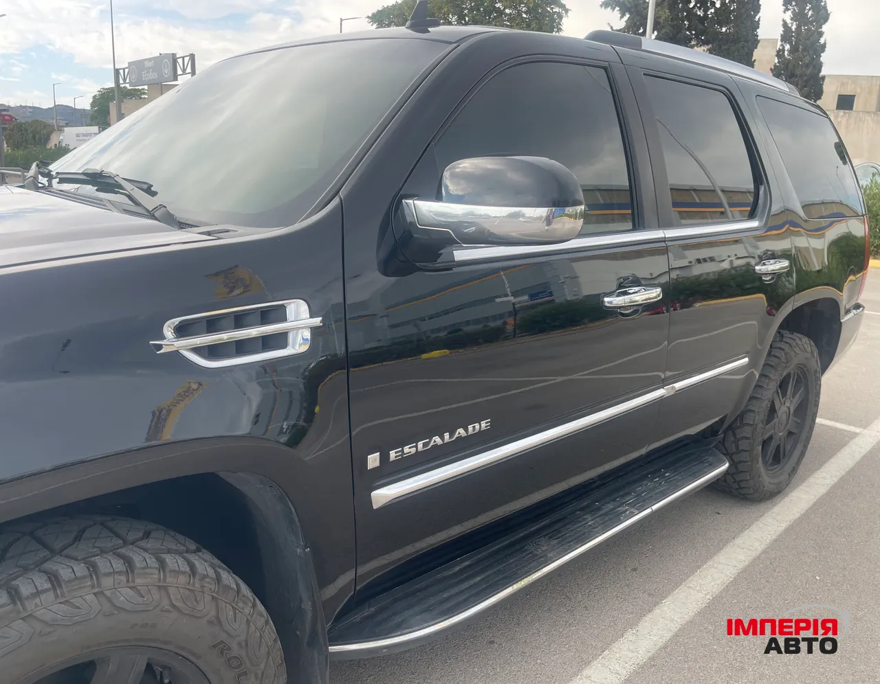 Cadillac Escalade - фото 22