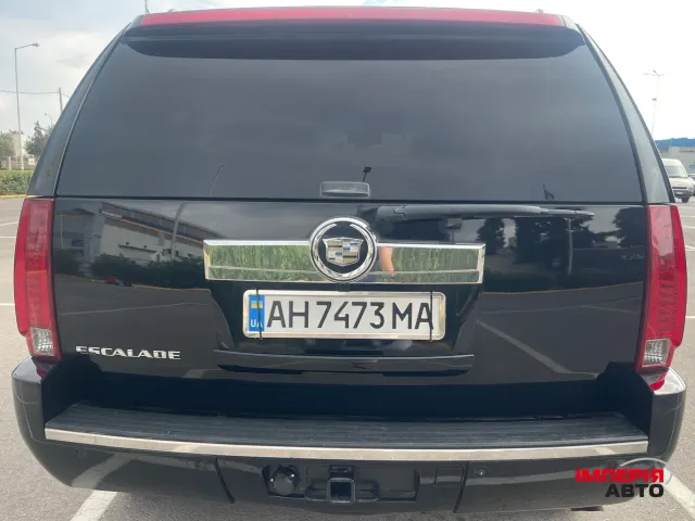 Cadillac Escalade - фото 4