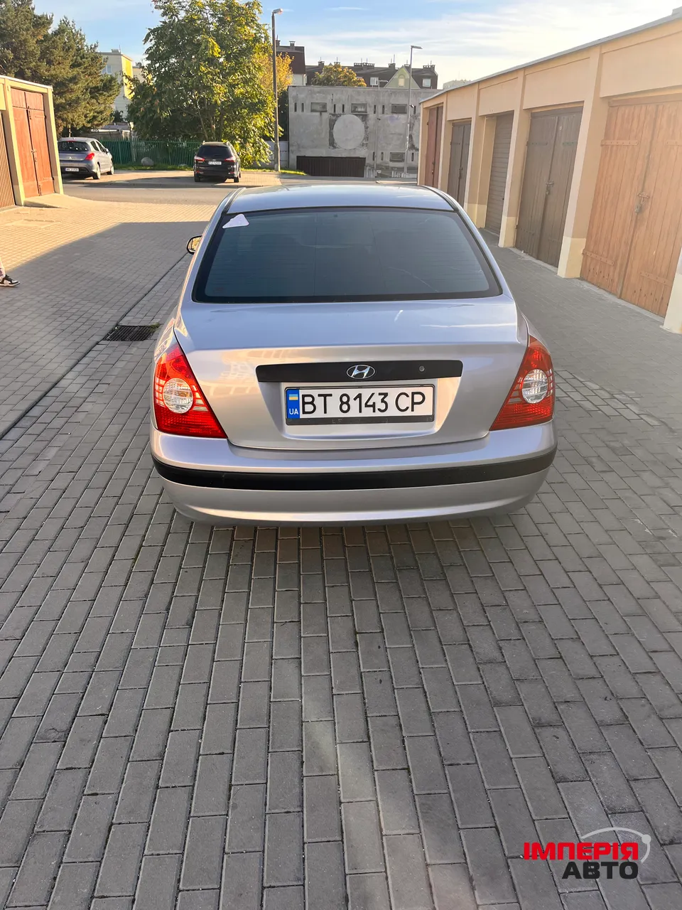 Hyundai Elantra - фото 3