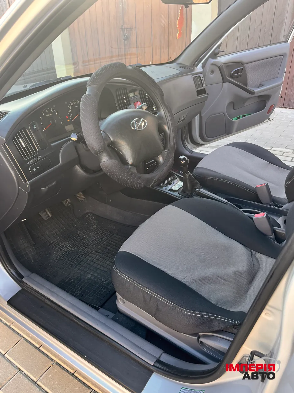 Hyundai Elantra - фото 4