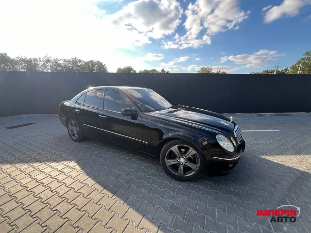 Mercedes-Benz E-Класс - зображення 2