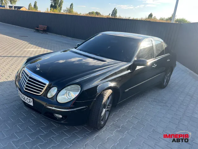 Mercedes-Benz E-Класс - зображення 5