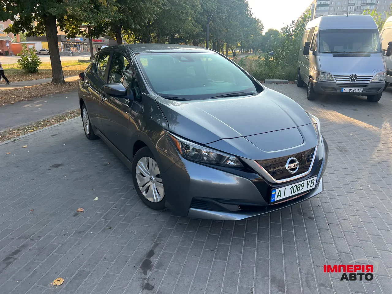 Nissan Leaf - фото 2
