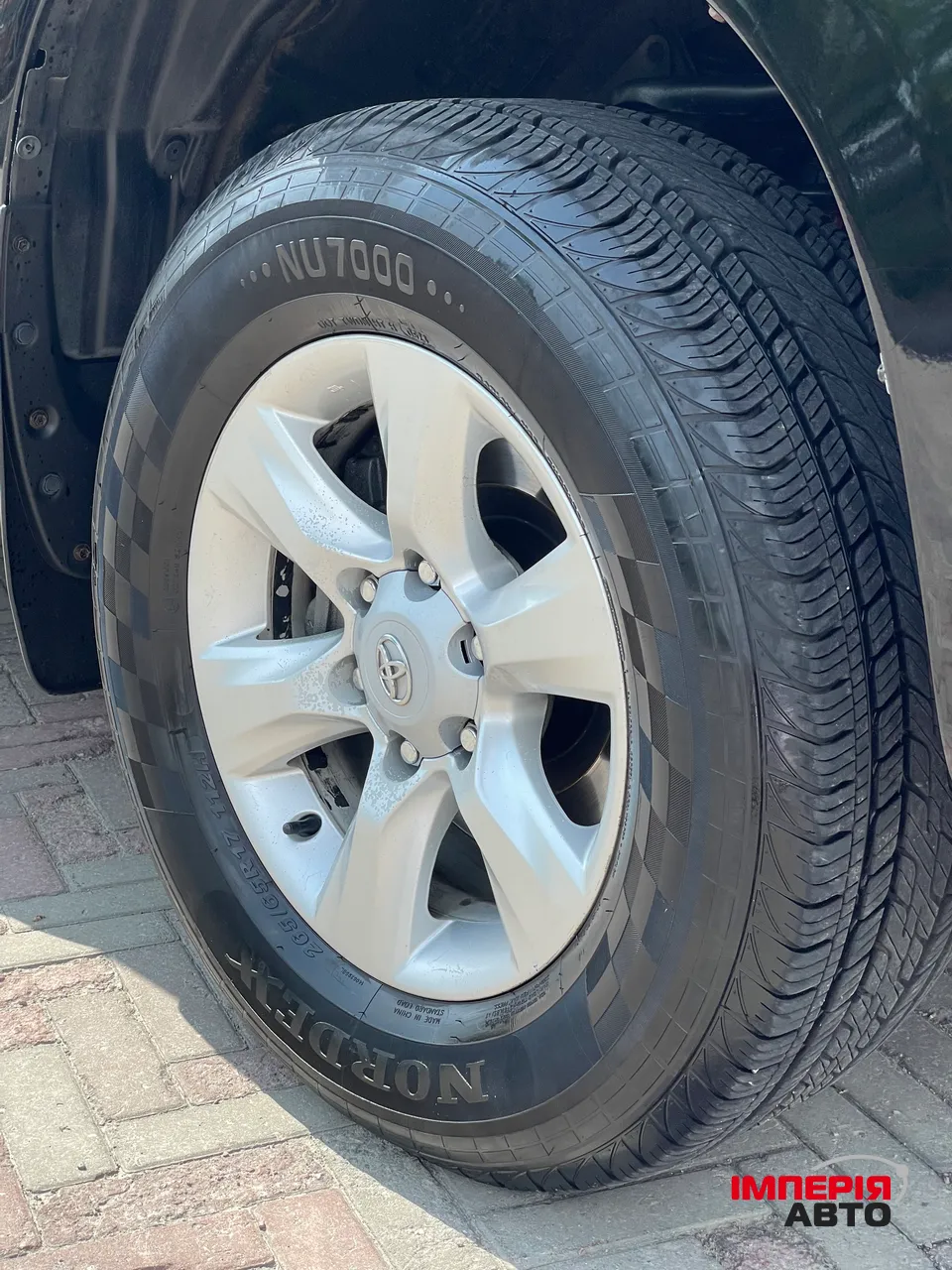 Toyota Land Cruiser Prado - фото 6