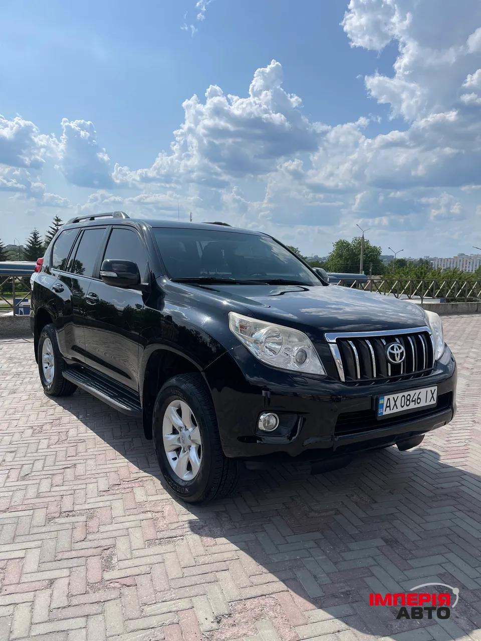 Toyota Land Cruiser Prado - фото 1