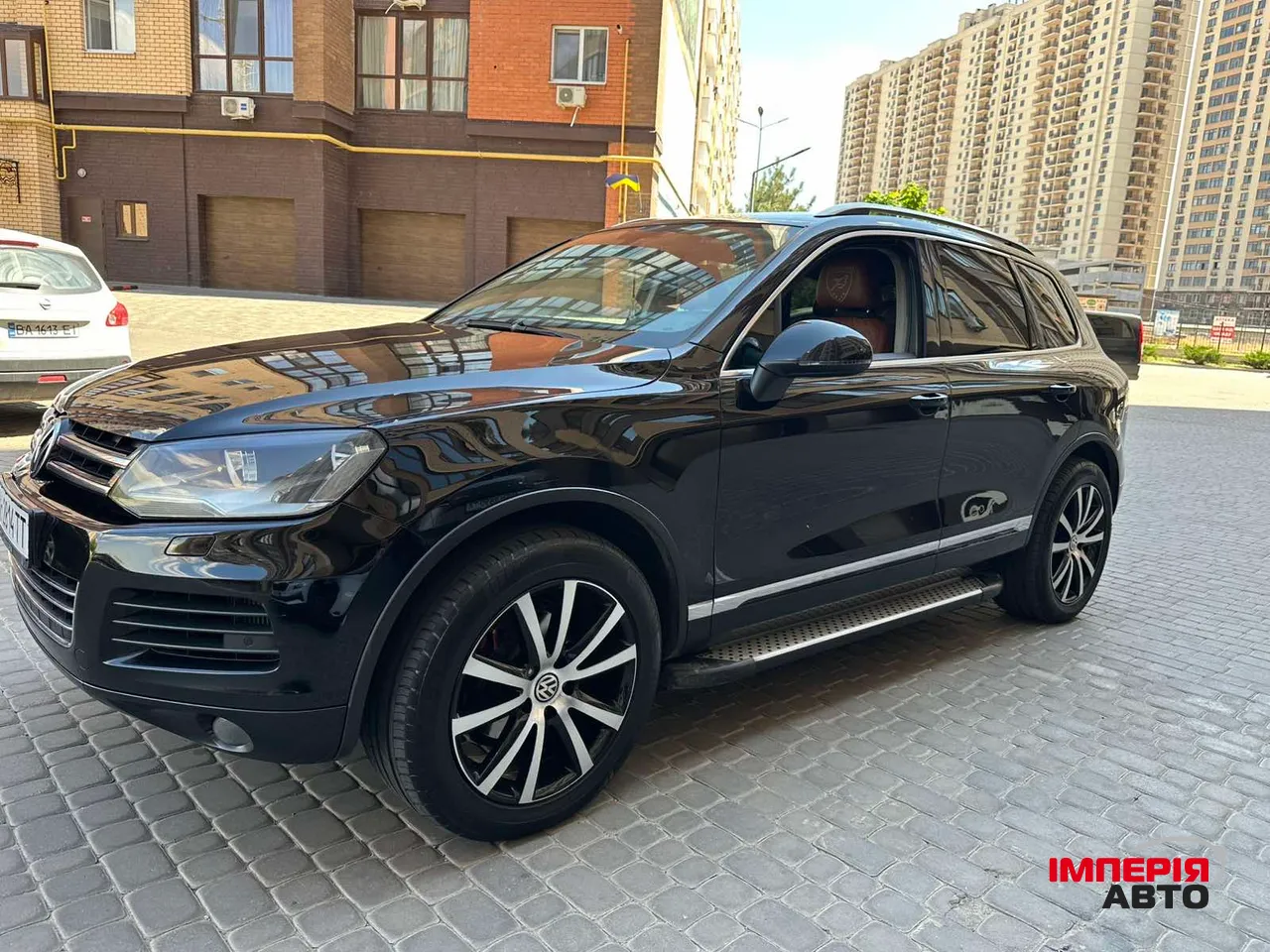 Volkswagen Touareg - фото 12
