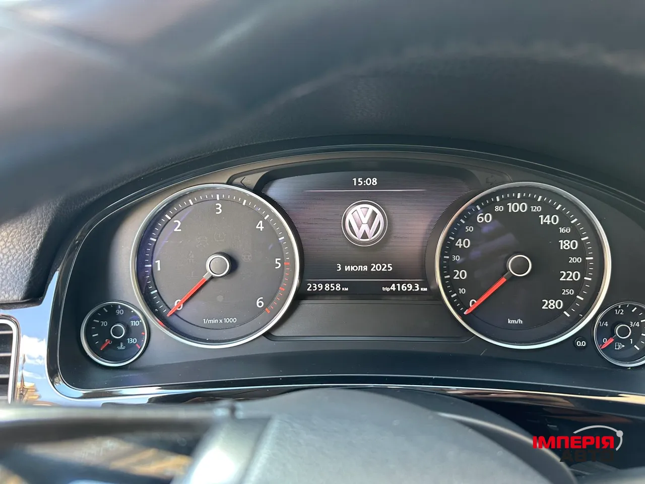 Volkswagen Touareg - фото 19