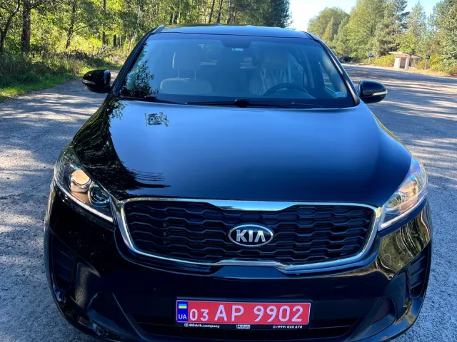Kia Sorento - фото 2