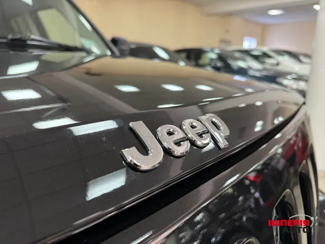 Jeep Liberty (Patriot) - зображення 2