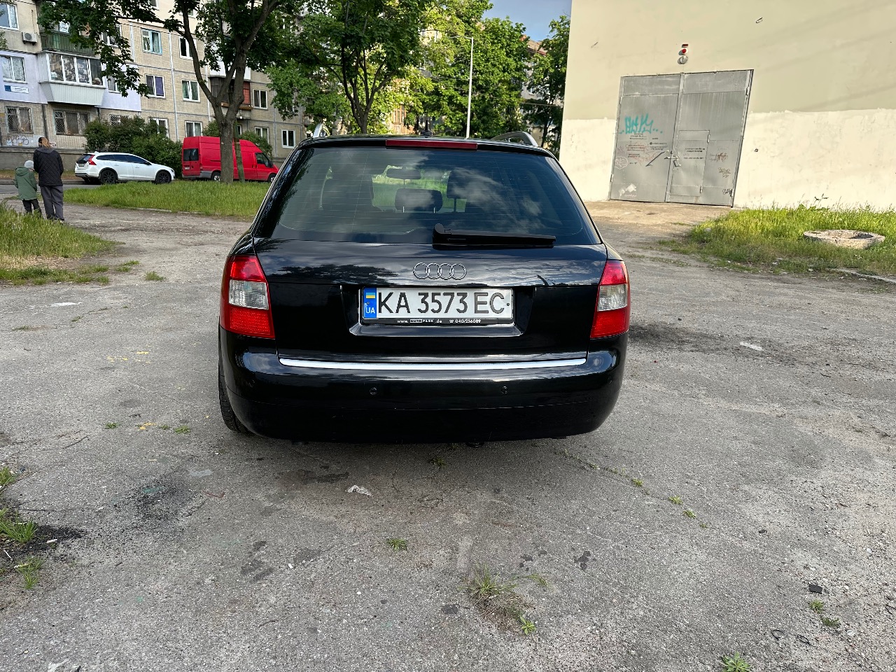 Audi A4 - фото 13