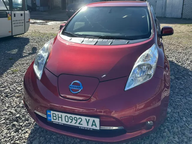 Nissan Leaf - зображення 5
