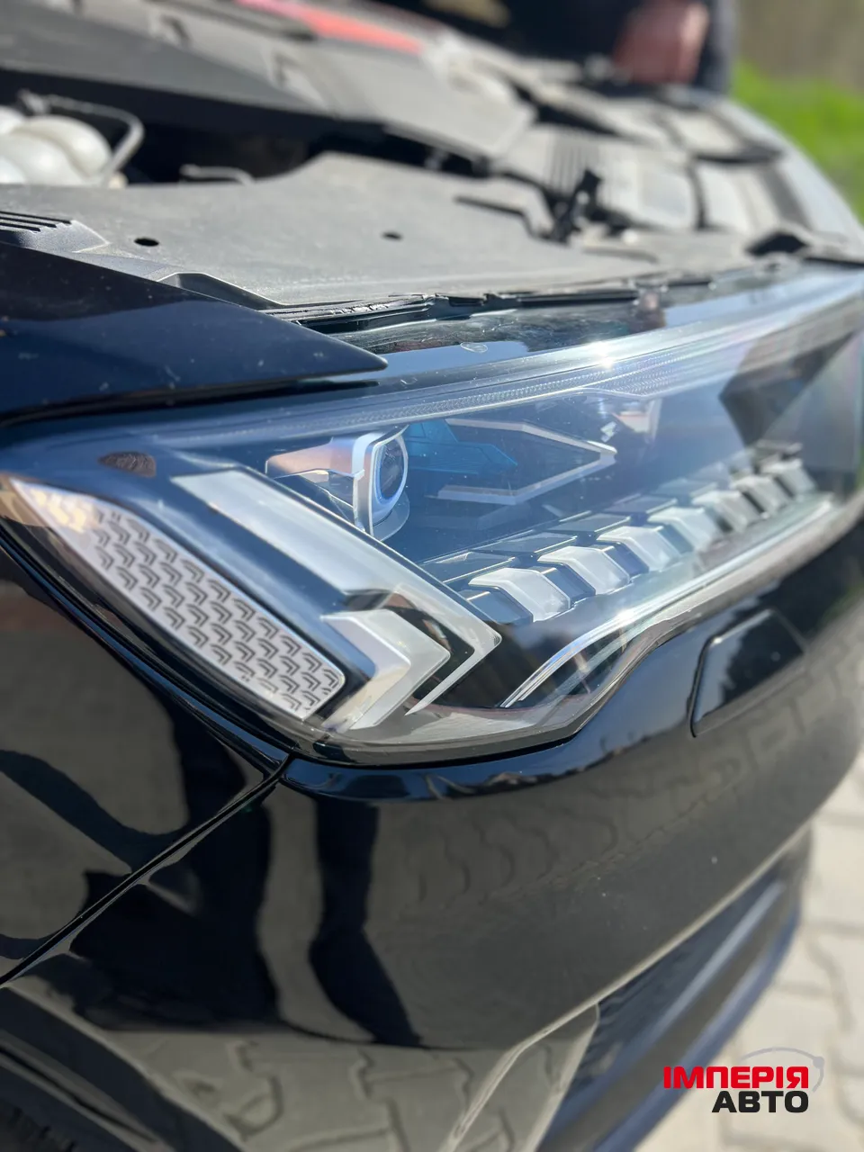 Audi SQ7 - фото 9