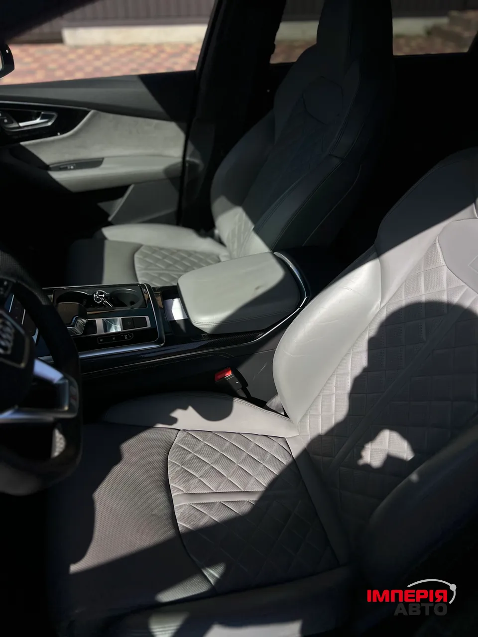 Audi SQ7 - фото 20