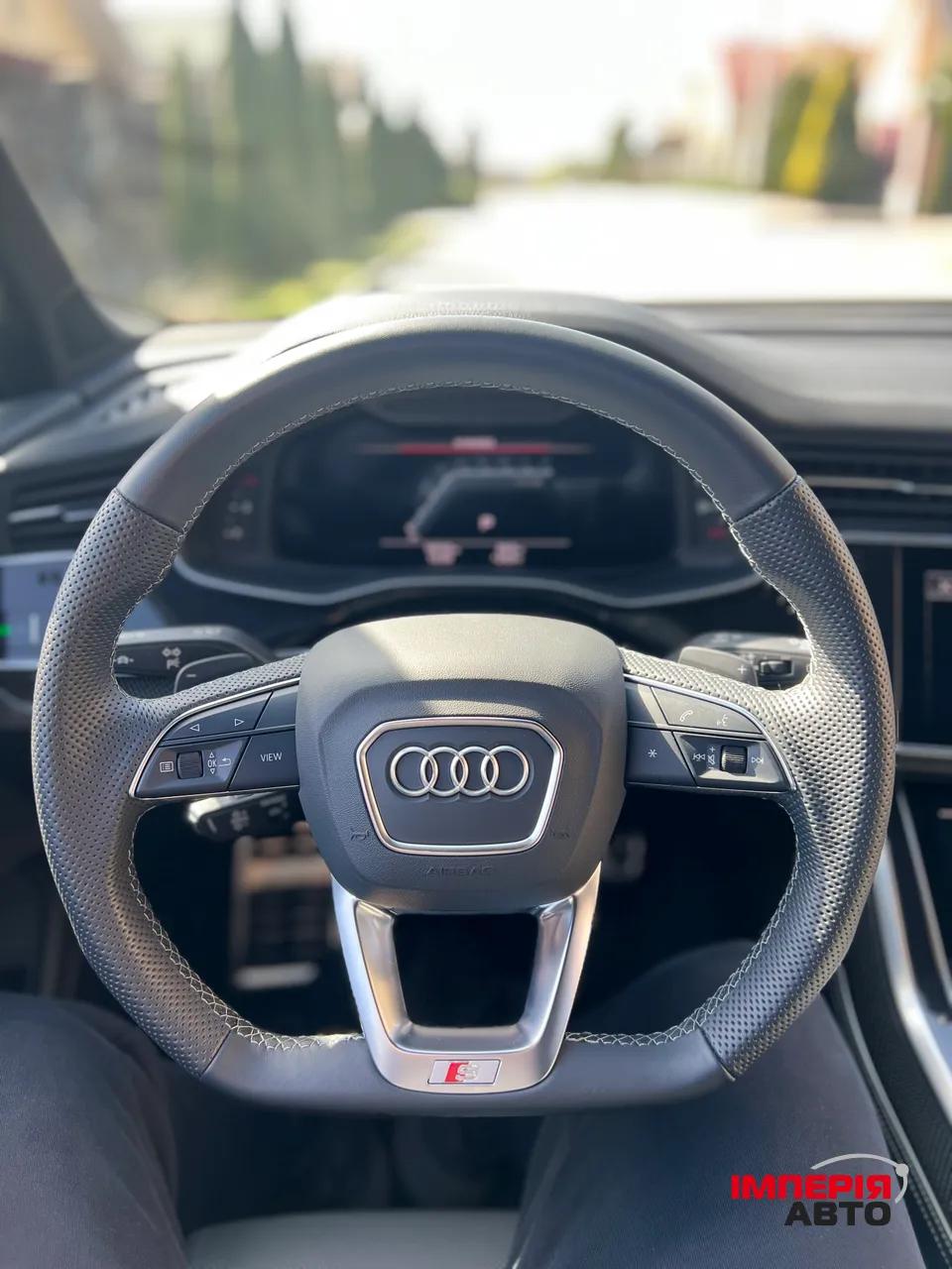 Audi SQ7 - фото 18