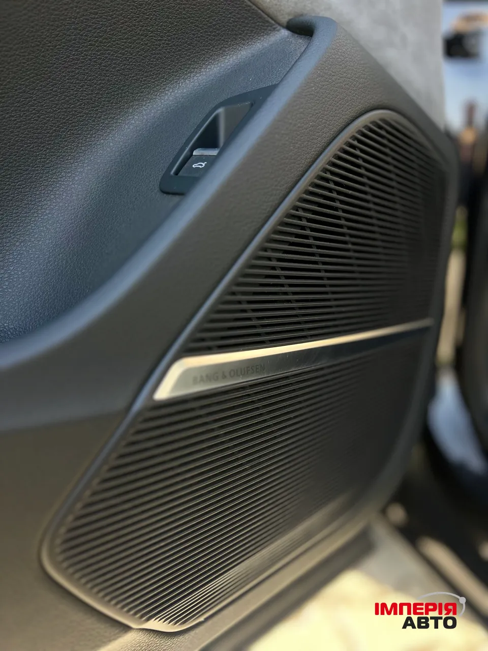 Audi SQ7 - фото 46