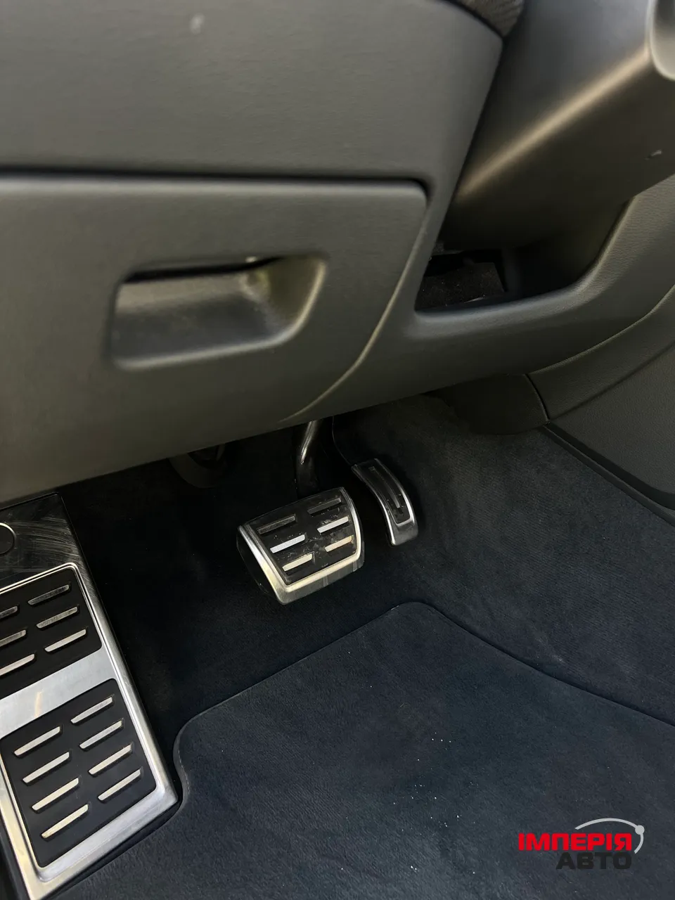 Audi SQ7 - фото 26